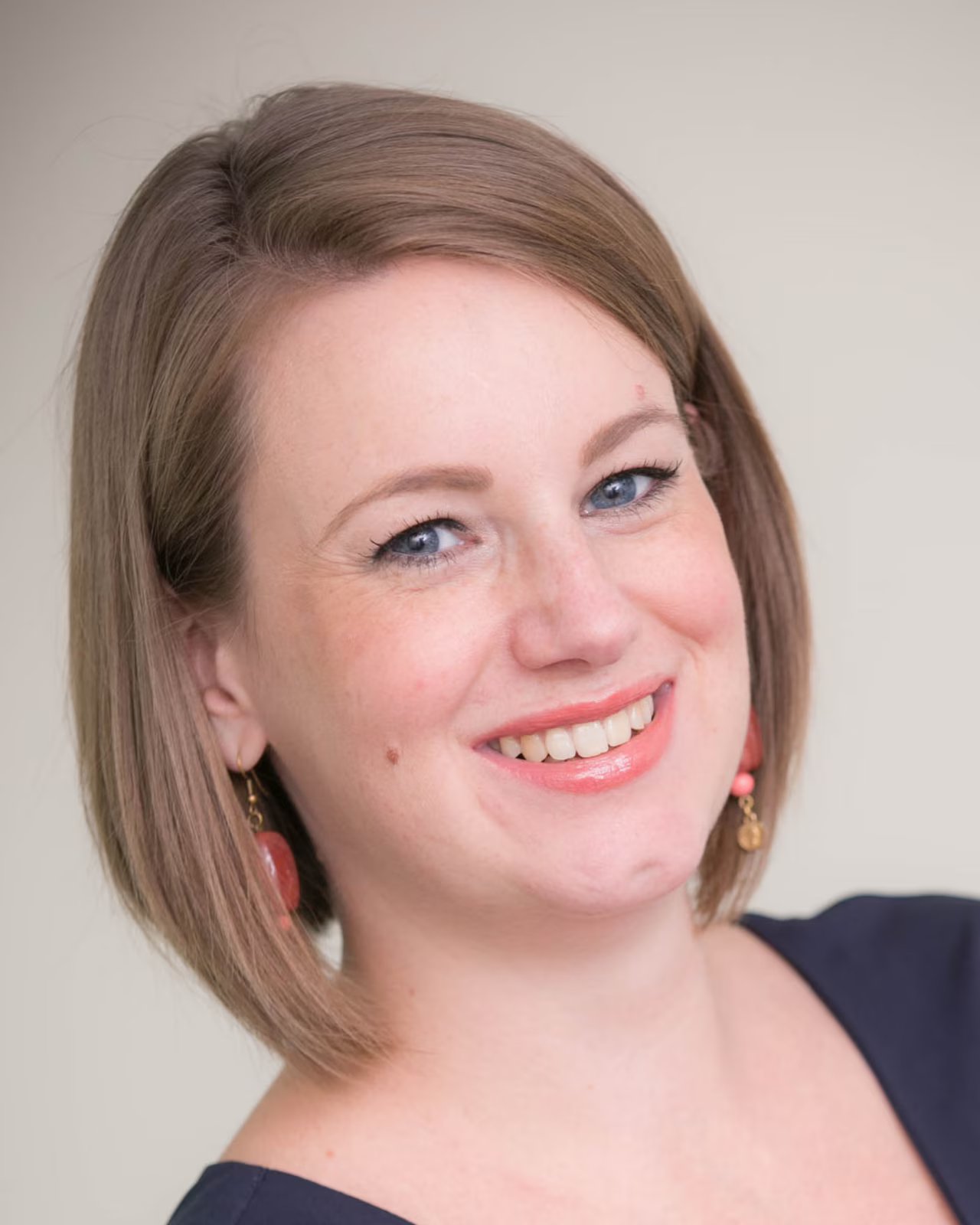 Eveline is Recruitment Manager in Qatar