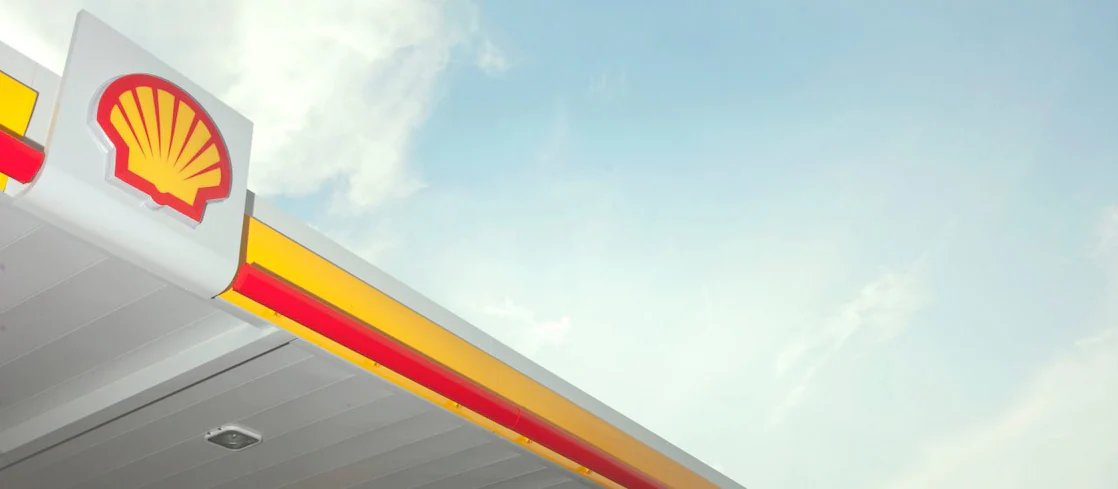 The Shell pecten on a retail service station